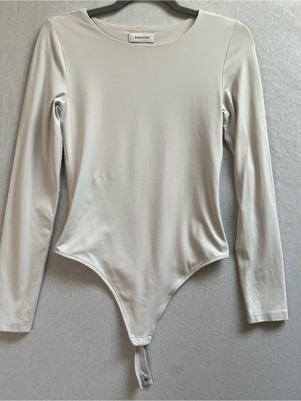 Aritzia Babaton Sculpt Crewneck Long Sleeve Bodysuit Cream M